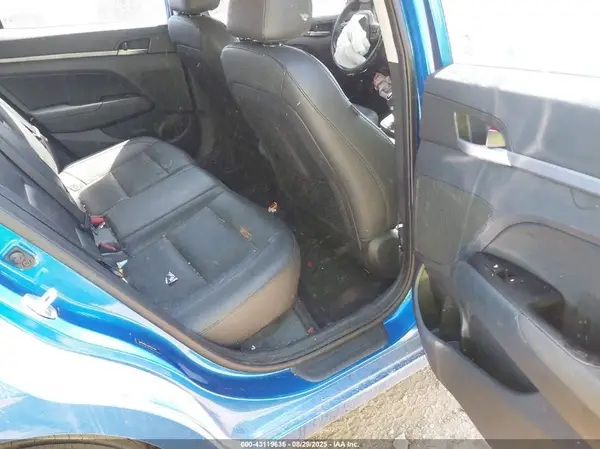 5NPD84LF2HH121449 2017 HYUNDAI ELANTRA - Image 8