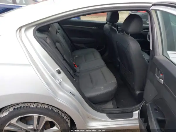 5NPD84LF2HH129762 2017 HYUNDAI ELANTRA - Image 8