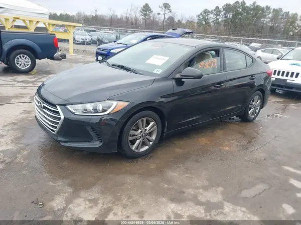 5NPD84LF2HH130121 2017 HYUNDAI ELANTRA - Image 2