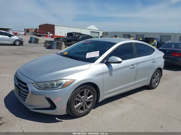 5NPD84LF2HH131401 2017 HYUNDAI ELANTRA - Image 2