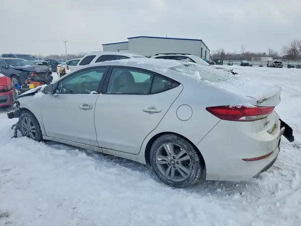 5NPD84LF2HH131415 2017 HYUNDAI ELANTRA - Image 2