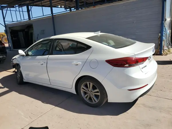 5NPD84LF2HH143015 2017 HYUNDAI ELANTRA - Image 2