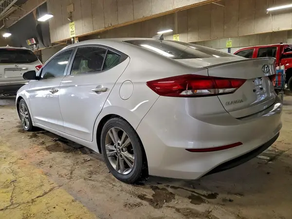 5NPD84LF2HH144987 2017 HYUNDAI ELANTRA - Image 2