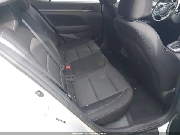 5NPD84LF2HH149042 2017 HYUNDAI ELANTRA - Image 8