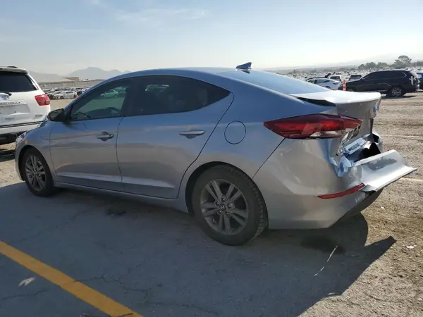 5NPD84LF2HH153401 2017 HYUNDAI ELANTRA - Image 2