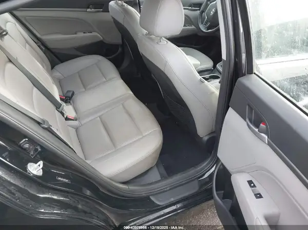 5NPD84LF2HH153477 2017 HYUNDAI ELANTRA - Image 8