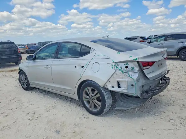 5NPD84LF2HH154421 2017 HYUNDAI ELANTRA - Image 2