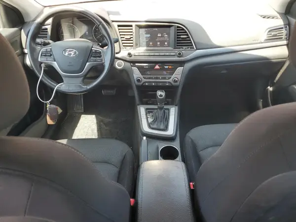 5NPD84LF2HH156380 2017 HYUNDAI ELANTRA - Image 8