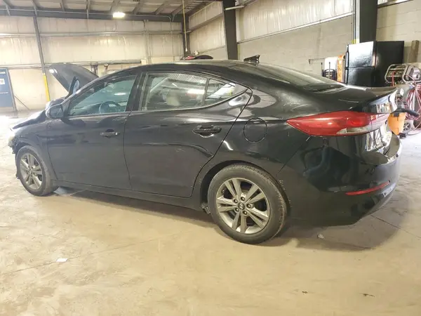 5NPD84LF2HH156668 2017 HYUNDAI ELANTRA - Image 2