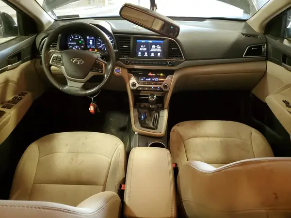 5NPD84LF2HH156668 2017 HYUNDAI ELANTRA - Image 8