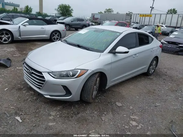 5NPD84LF2HH156704 2017 HYUNDAI ELANTRA - Image 2