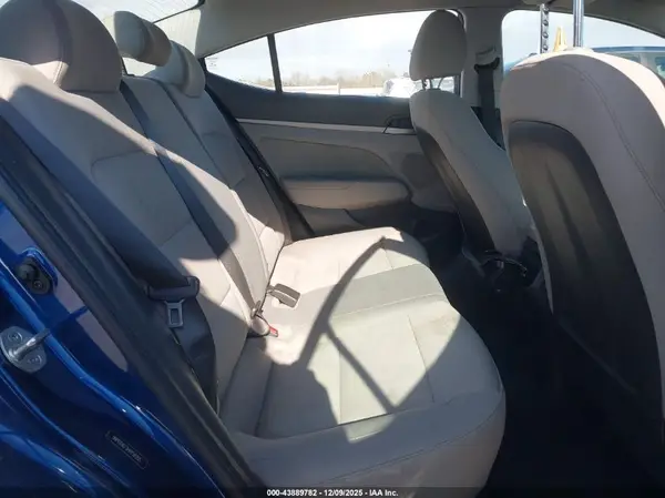5NPD84LF2HH158355 2017 HYUNDAI ELANTRA - Image 8