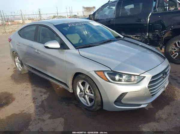 5NPD84LF2HH158467 2017 HYUNDAI ELANTRA - Image 1