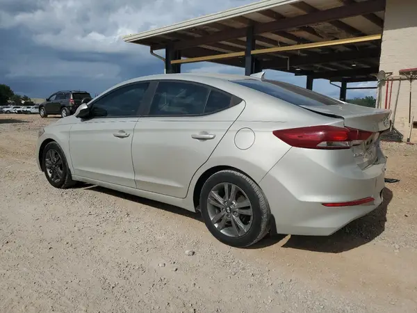 5NPD84LF2HH162017 2017 HYUNDAI ELANTRA - Image 2