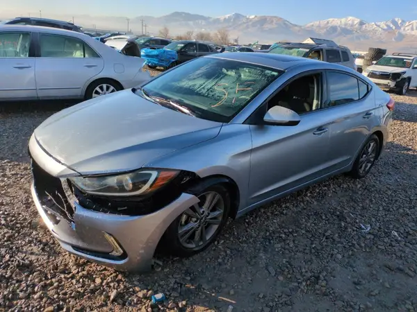 5NPD84LF2HH162941 2017 HYUNDAI ELANTRA - Image 1