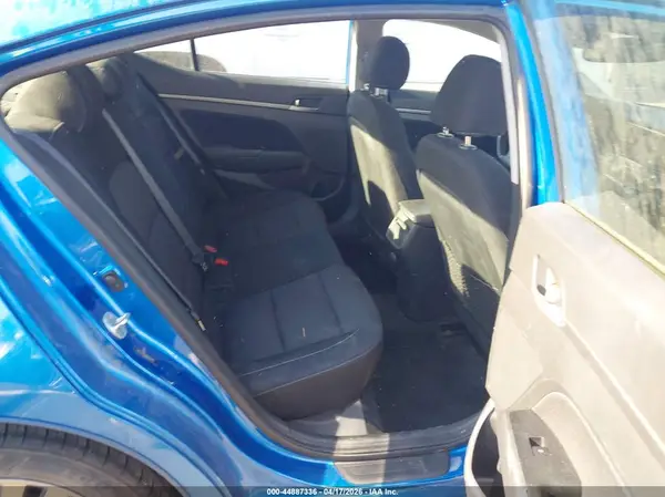 5NPD84LF2HH164365 2017 HYUNDAI ELANTRA - Image 8