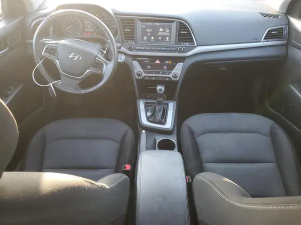 5NPD84LF2HH165211 2017 HYUNDAI ELANTRA - Image 8