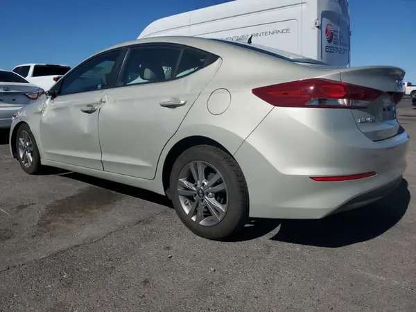 5NPD84LF2HH166648 2017 HYUNDAI ELANTRA - Image 2