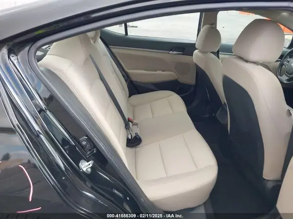 5NPD84LF2HH170618 2017 HYUNDAI ELANTRA - Image 8