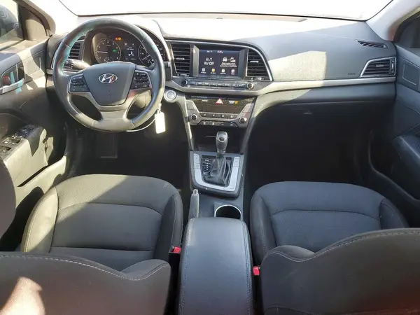 5NPD84LF2HH172174 2017 HYUNDAI ELANTRA - Image 8
