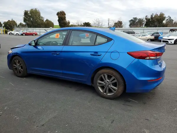5NPD84LF2HH172434 2017 HYUNDAI ELANTRA - Image 2