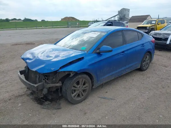 5NPD84LF2HH172692 2017 HYUNDAI ELANTRA - Image 2