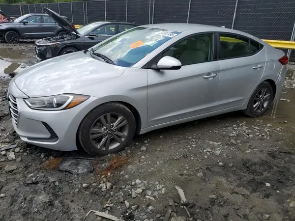 5NPD84LF2HH173812 2017 HYUNDAI ELANTRA - Image 1
