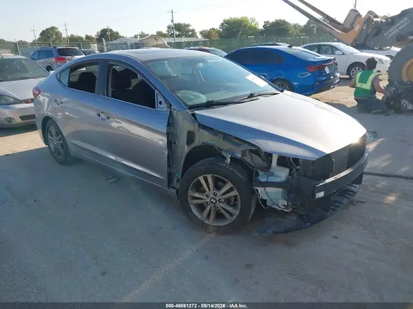 5NPD84LF2HH174412 2017 HYUNDAI ELANTRA - Image 1