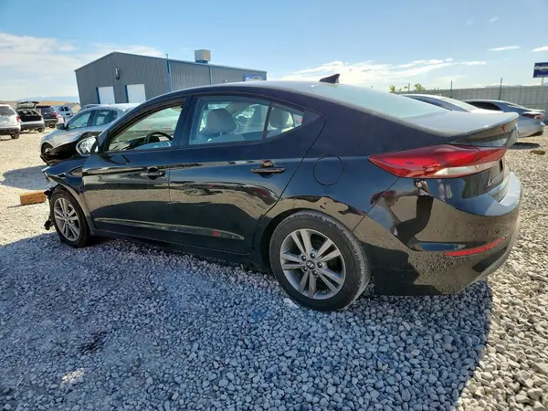 5NPD84LF2HH175477 2017 HYUNDAI ELANTRA - Image 2