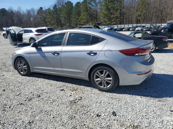 5NPD84LF2HH176340 2017 HYUNDAI ELANTRA - Image 2