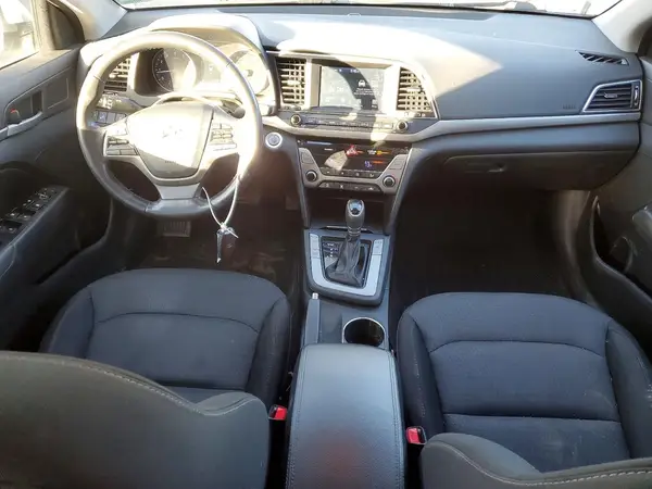 5NPD84LF2HH177925 2017 HYUNDAI ELANTRA - Image 8