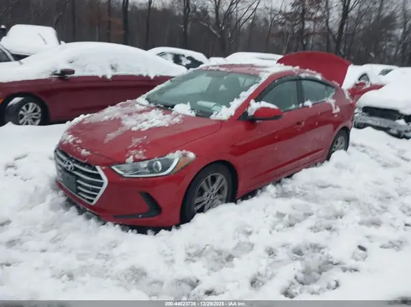5NPD84LF2HH178251 2017 HYUNDAI ELANTRA - Image 2