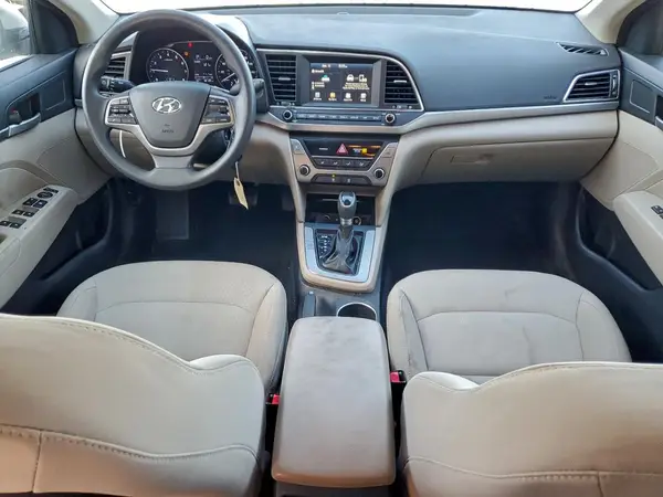 5NPD84LF2HH179352 2017 HYUNDAI ELANTRA - Image 8