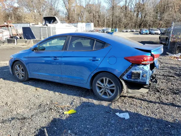5NPD84LF2HH180033 2017 HYUNDAI ELANTRA - Image 2