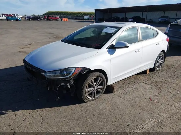 5NPD84LF2HH181361 2017 HYUNDAI ELANTRA - Image 2