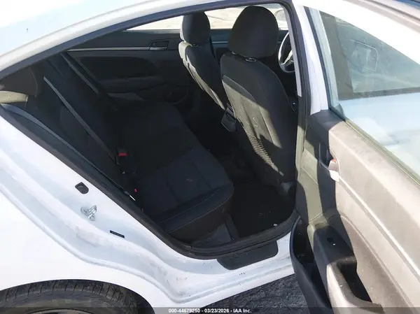 5NPD84LF2HH181361 2017 HYUNDAI ELANTRA - Image 8