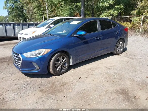 5NPD84LF2HH182719 2017 HYUNDAI ELANTRA - Image 2