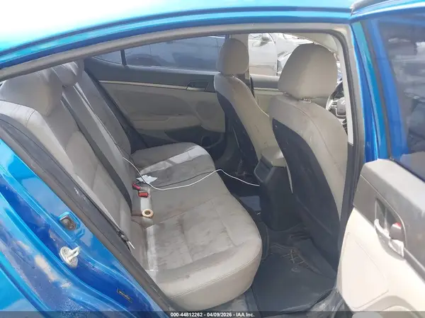 5NPD84LF2HH183207 2017 HYUNDAI ELANTRA - Image 8