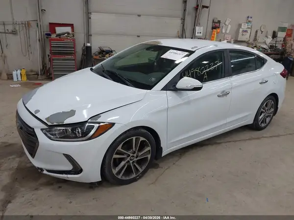 5NPD84LF2HH183921 2017 HYUNDAI ELANTRA - Image 2