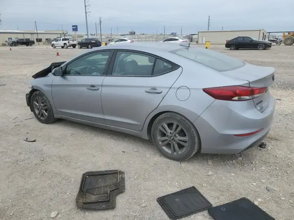 5NPD84LF2HH185636 2017 HYUNDAI ELANTRA - Image 2