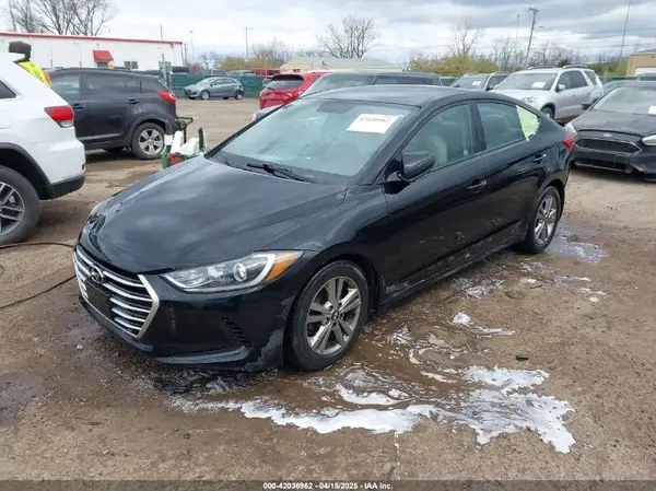 5NPD84LF2HH186270 2017 HYUNDAI ELANTRA - Image 2