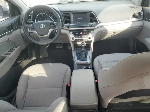 5NPD84LF2HH186883 2017 HYUNDAI ELANTRA - Image 8