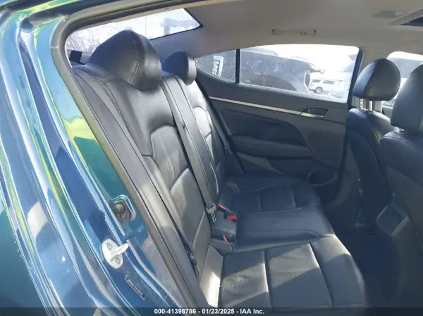 5NPD84LF2HH189735 2017 HYUNDAI ELANTRA - Image 8