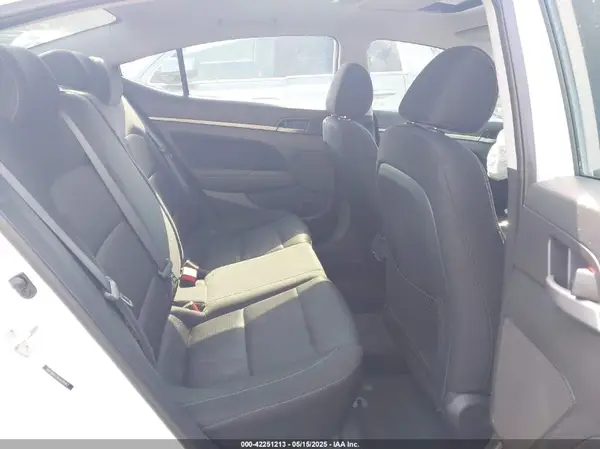 5NPD84LF2HH189962 2017 HYUNDAI ELANTRA - Image 8