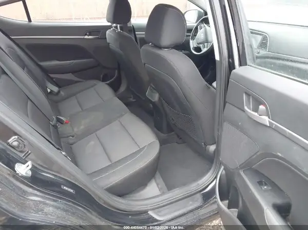 5NPD84LF2HH193316 2017 HYUNDAI ELANTRA - Image 8