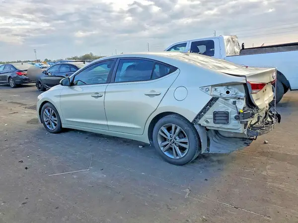 5NPD84LF2HH195759 2017 HYUNDAI ELANTRA - Image 2