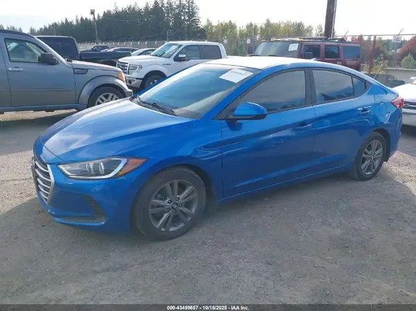 5NPD84LF2HH196054 2017 HYUNDAI ELANTRA - Image 2
