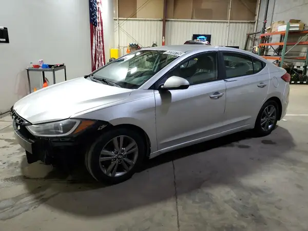 5NPD84LF2HH197821 2017 HYUNDAI ELANTRA - Image 1