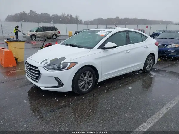 5NPD84LF2HH198208 2017 HYUNDAI ELANTRA - Image 2