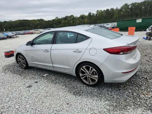 5NPD84LF2HH205061 2017 HYUNDAI ELANTRA - Image 2